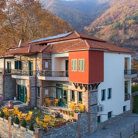 Evzin Hotel Káto Loutrákion Kültér fotó