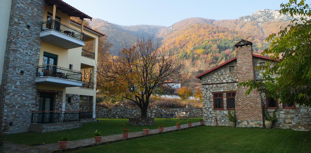 Evzin Hotel Káto Loutrákion Kültér fotó